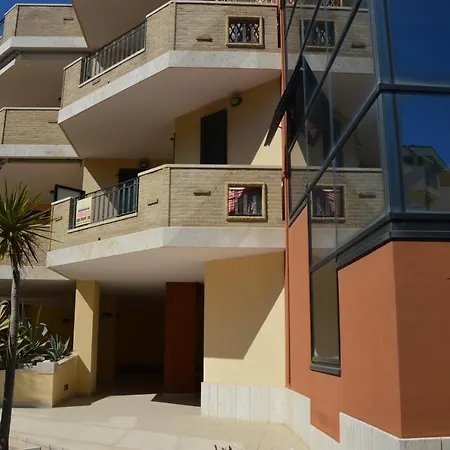 Croazia 5 *